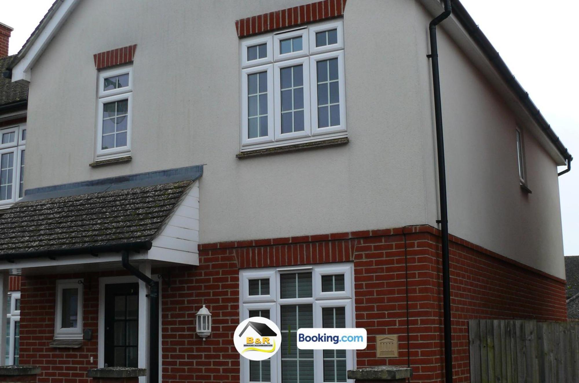 3 Bedroom House By B And R Serviced Accommodation Amesbury With Super Fast Wi-Fi 145Mbps Kültér fotó