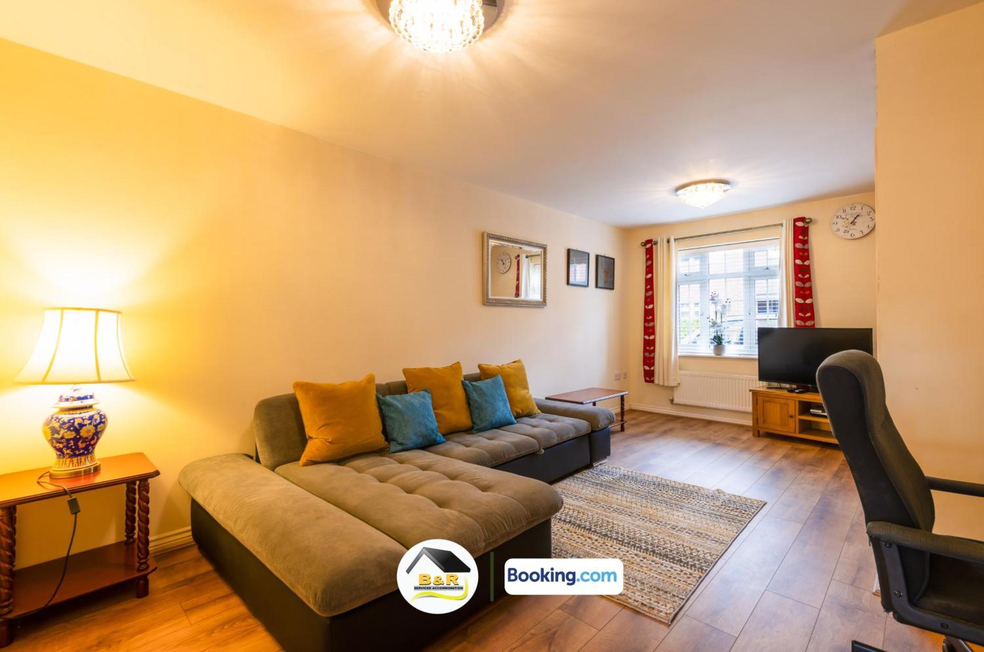3 Bedroom House By B And R Serviced Accommodation Amesbury With Super Fast Wi-Fi 145Mbps Kültér fotó