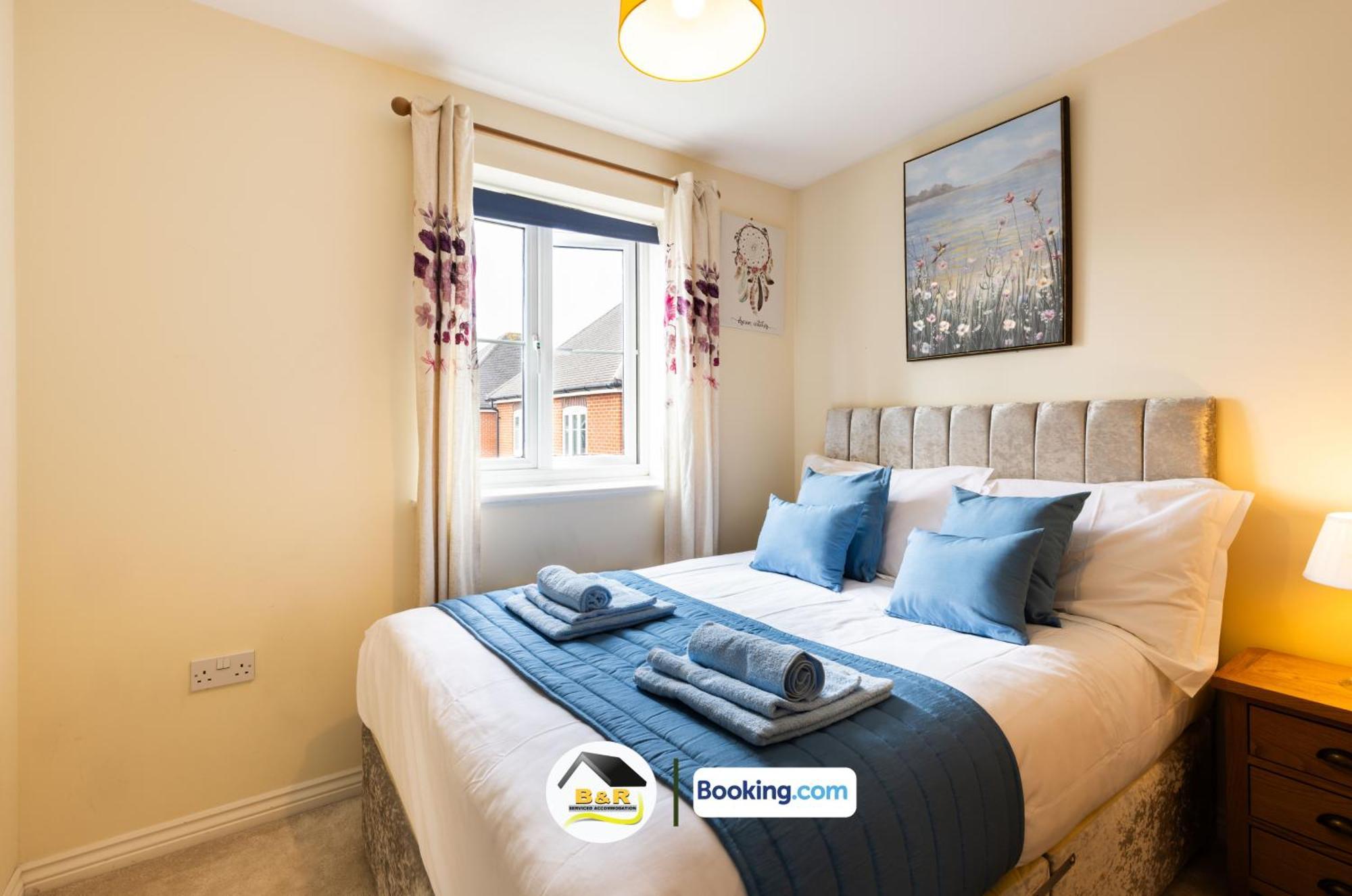 3 Bedroom House By B And R Serviced Accommodation Amesbury With Super Fast Wi-Fi 145Mbps Kültér fotó